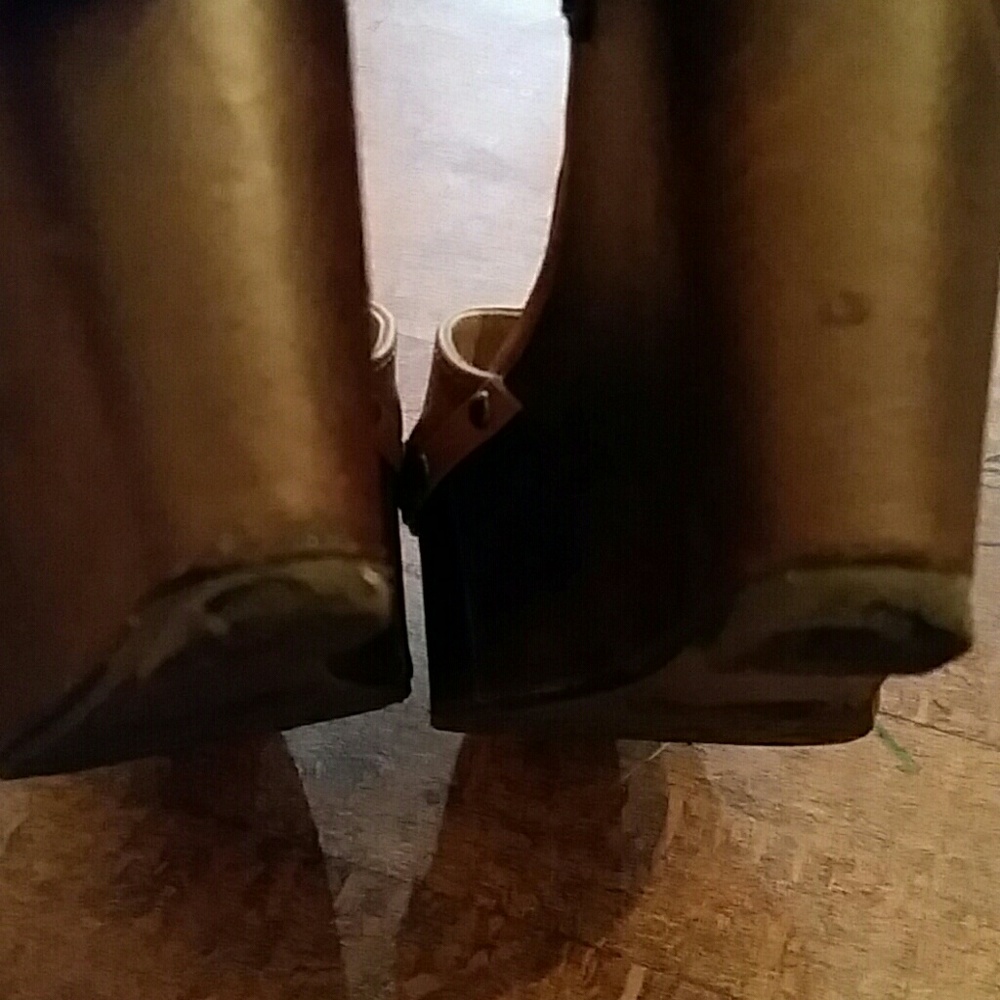 Tan Platform Wedges - Picture 4 of 4